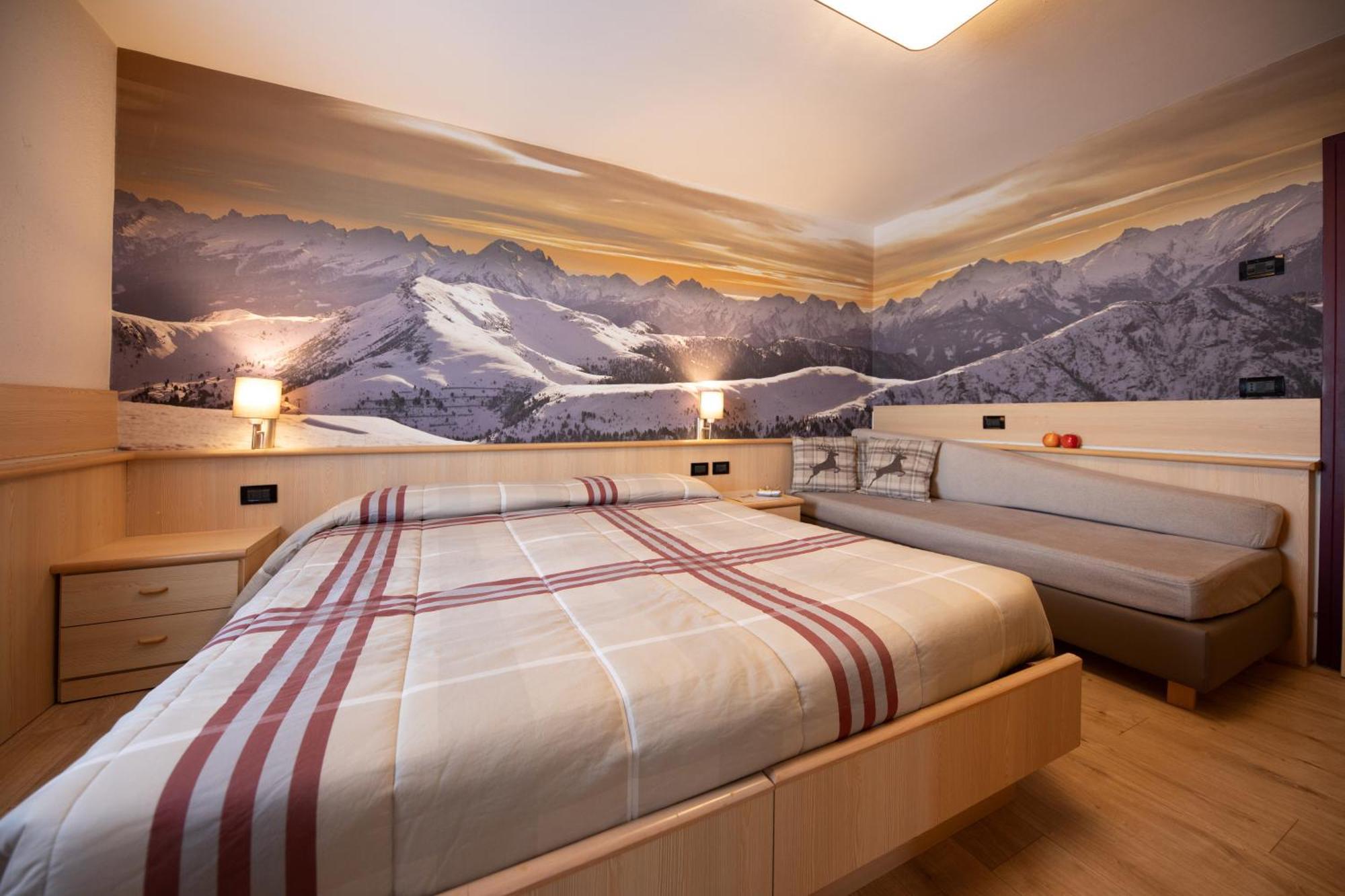 Albergo Venezia Passo Rolle Bagian luar foto