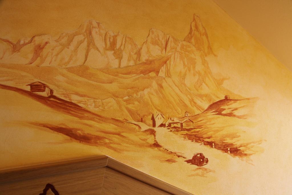 Albergo Venezia Passo Rolle Bagian luar foto