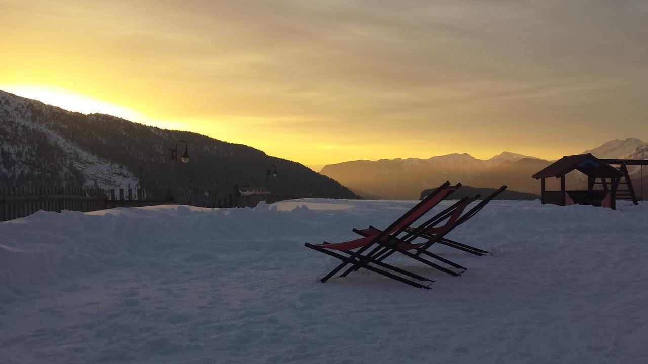 Albergo Venezia Passo Rolle Bagian luar foto